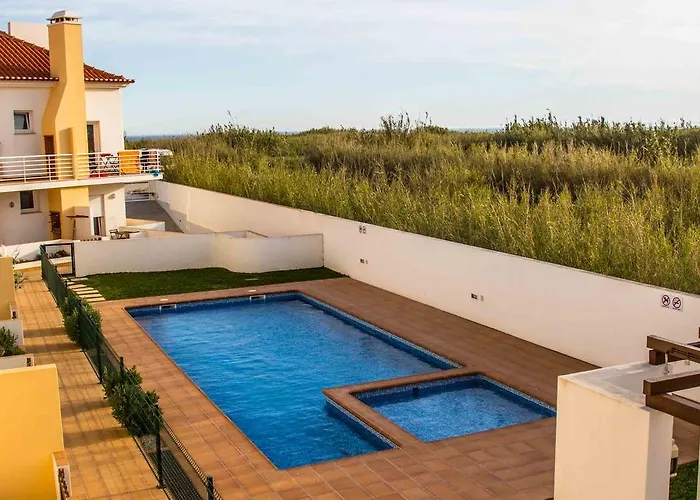 Baleal: Close To The Sea + Pool *